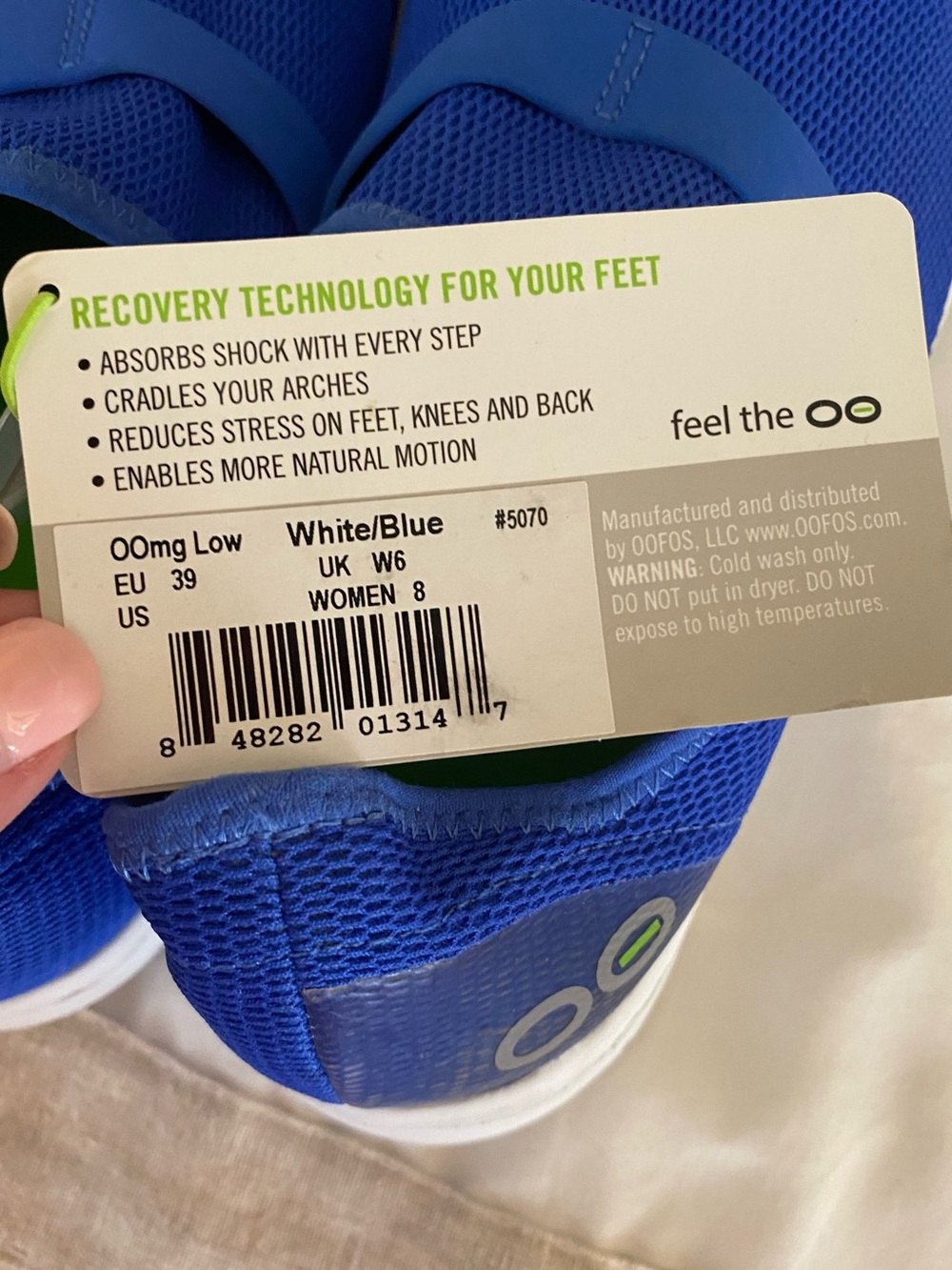 NWT Oofos Slip On 4 Way Stretch OOmg Low with Recovery Technology Blue/White W 8 - Picture 9 of 15